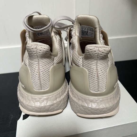 Adidas women’s ultra boost - Picture 3 of 7